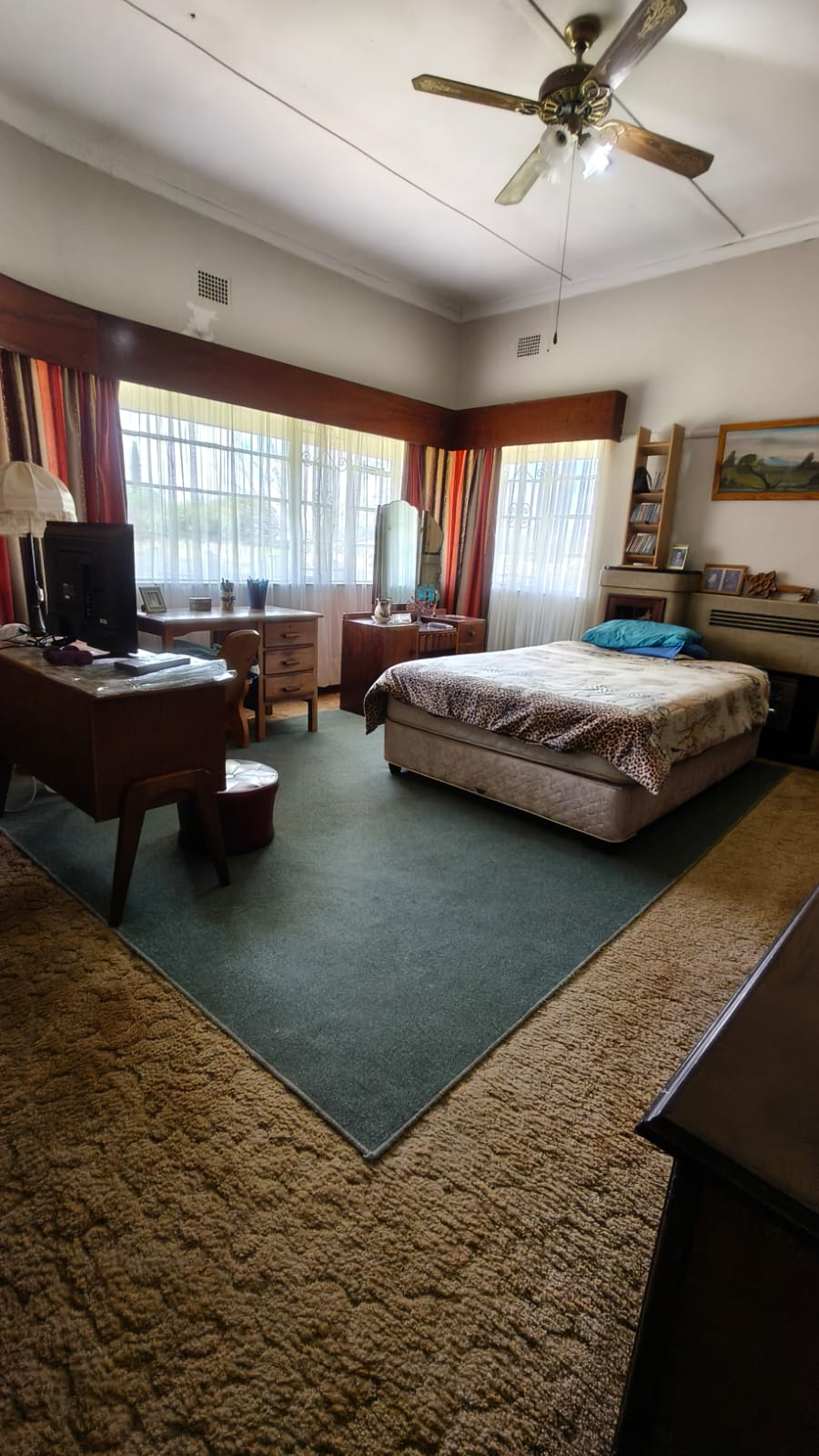 5 Bedroom Property for Sale in Hennenman Free State